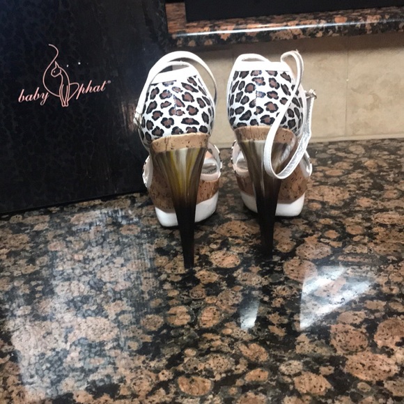 Baby phat heels - Picture 2 of 3